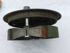 knaekke  Guzzi  12635201  Bremsankerplatte  für H-Rad - ruota post.  V-700  (02)