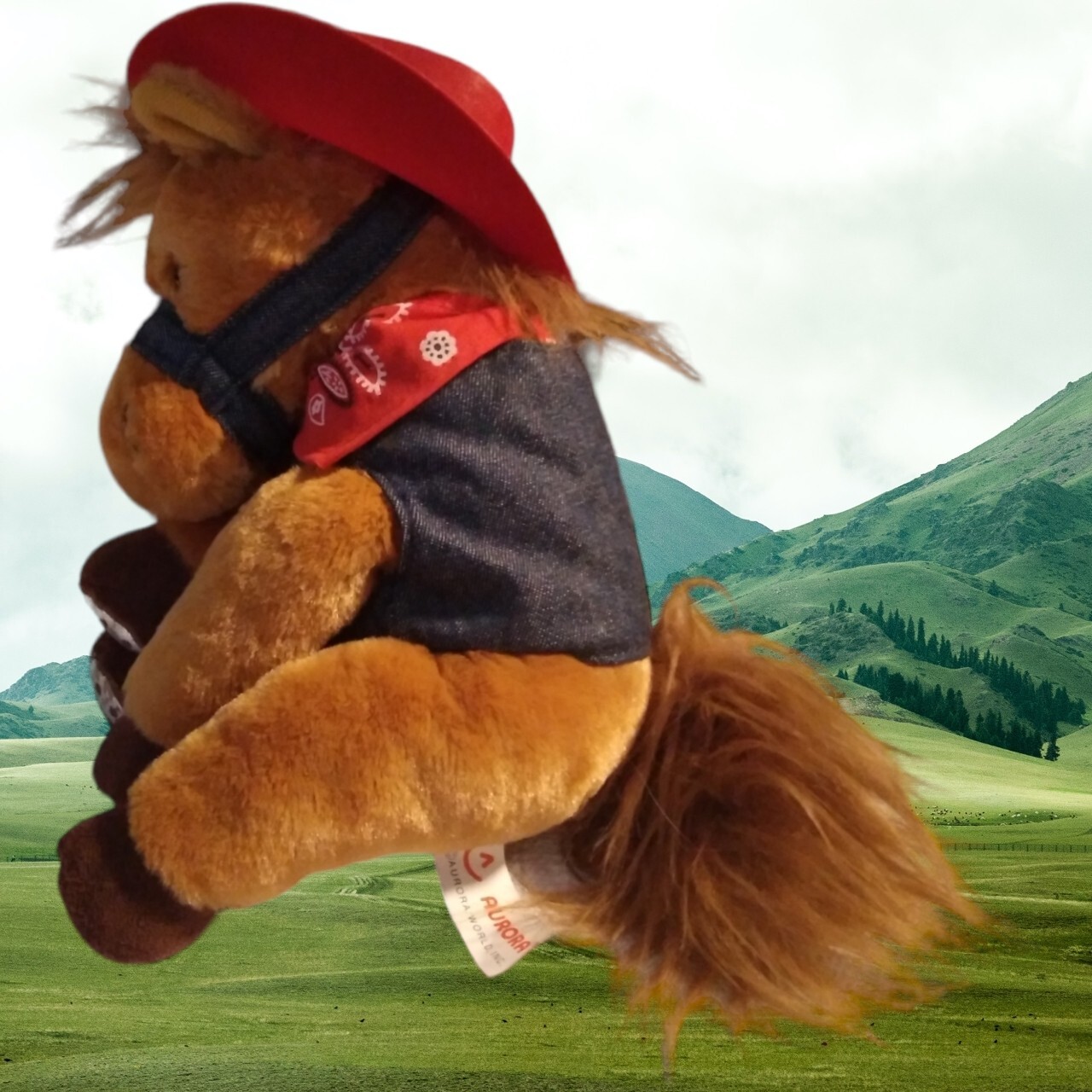 Cappello da cowboy Aurora Western Pony Horse rosso blu denim gilet bandana rossa 8" peluche