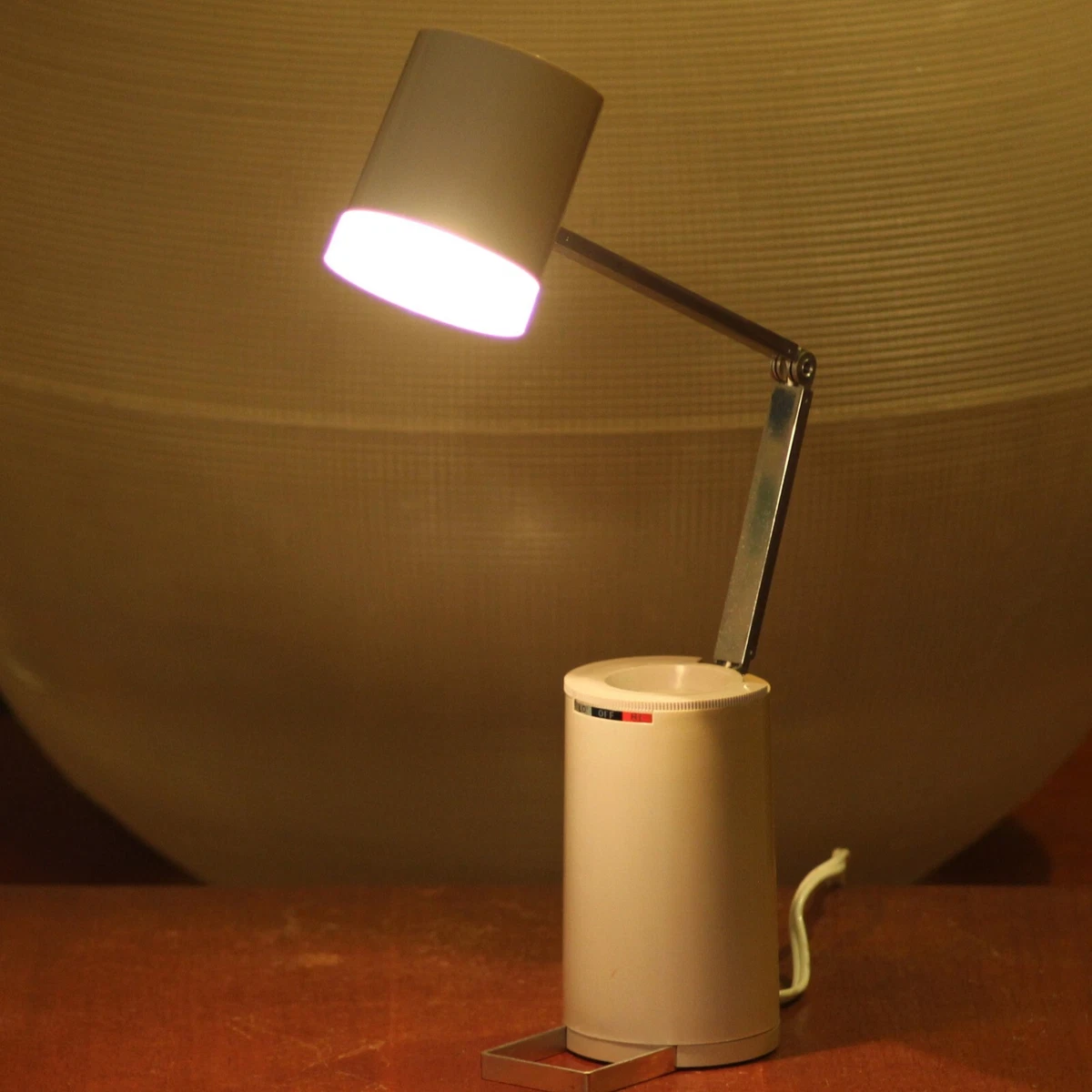 High intensity desk lamp deals