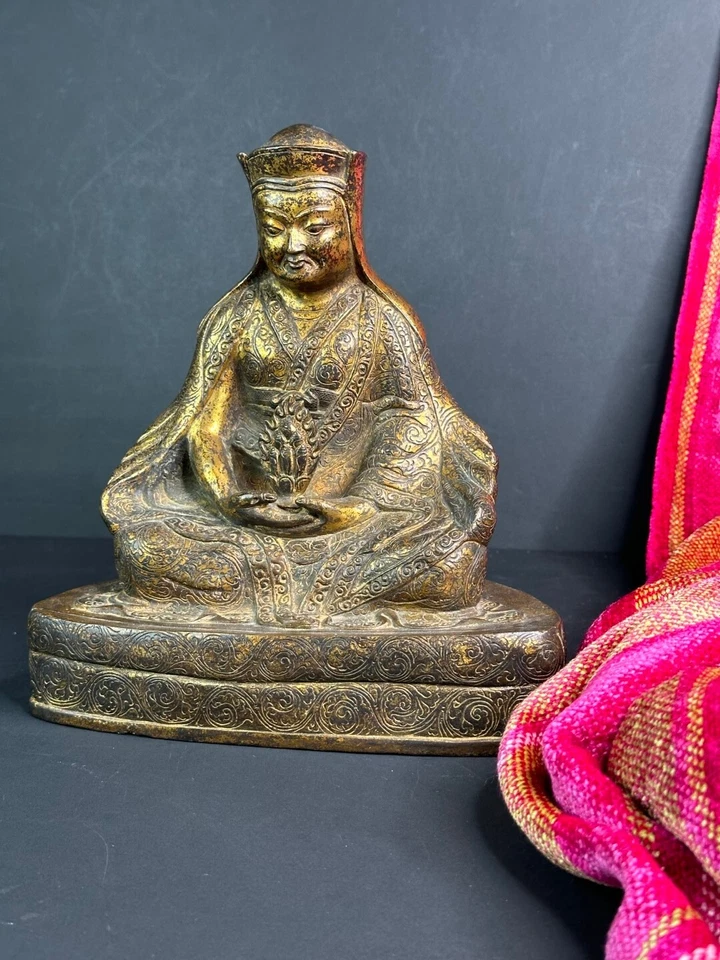 Old Tibetan Bronze Buddha …beautiful collection and display piece - image 3 of 4