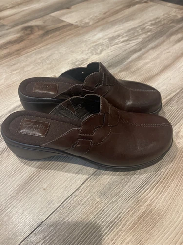 Clarks Artisan Leather Slip On Mule Clog Shoes Womens Size 8.5M Brown Classic