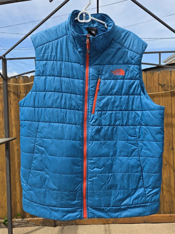 The North Face quilted insulated vest in blue, 2XL