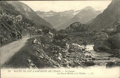 Gavarnie Route de Luz a Gavarnie au Chaos le Cas