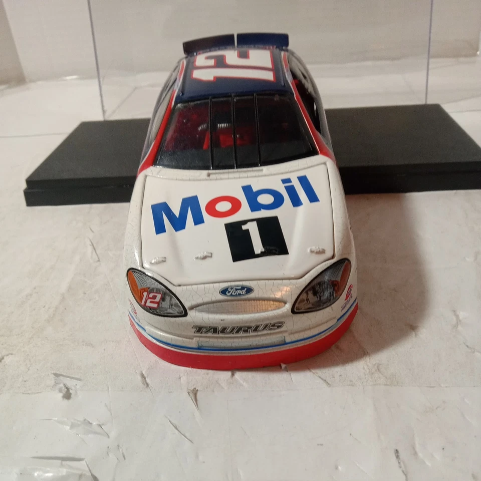 Ford Taurus 2001 acción 1:24 Jeremy Mayfield #12 Mobil One Foto 3 de 4