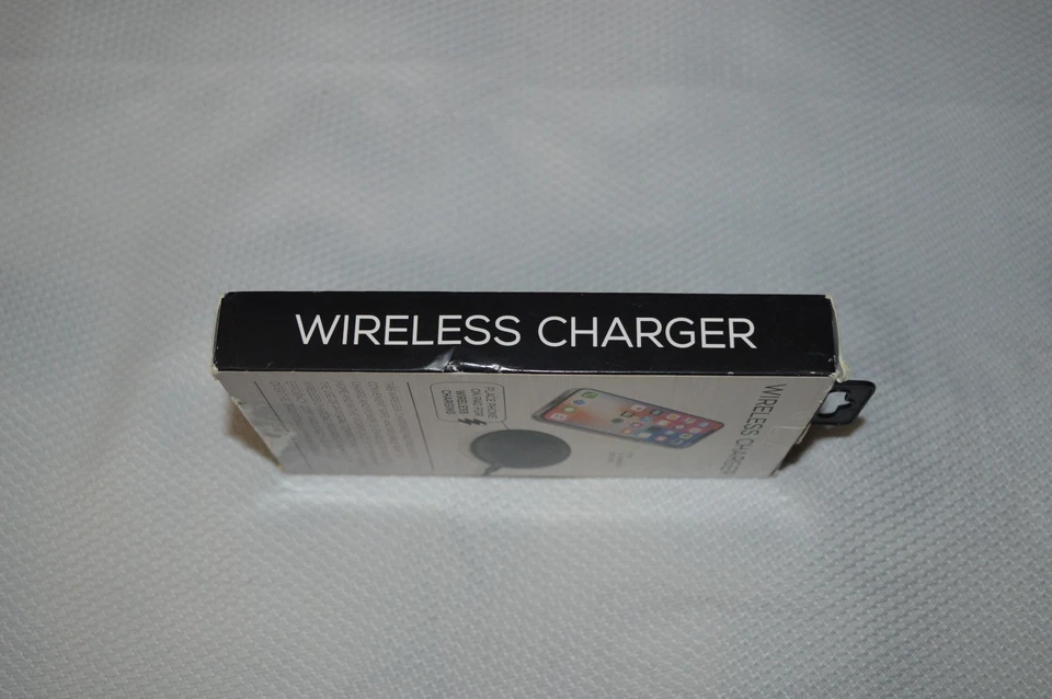 WIRELESS CHARGER PAD ~ FOR QI-ENABLED DEVISED ~ USB POWERED ~ NEW - Image 4 of 4
