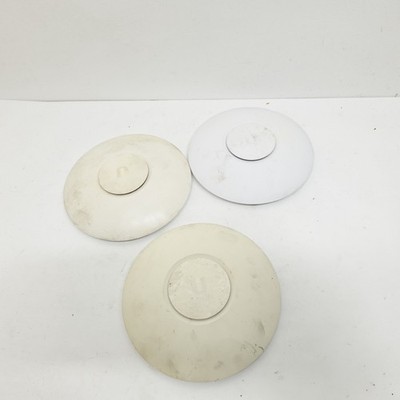 Lot of 3 Ubiquiti UniFi AP AC Lite 802.11ac Access Point White Outside Sticky