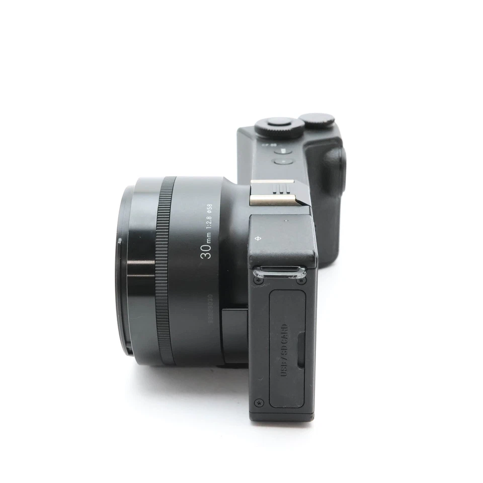 Sigma dp2 Quattro Digital Camera #250 - Image 2 of 4