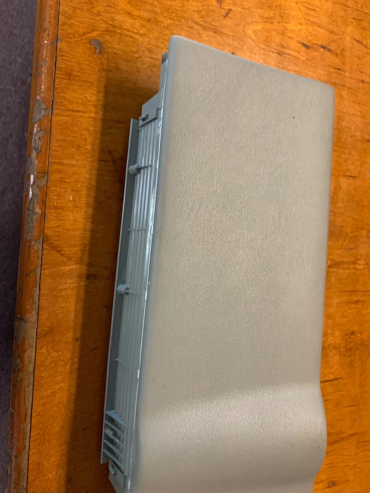 Серая передняя правая панель пассажирской двери карман для хранения 2006-2013 Lexus IS250 от оригинального производителя - Изображение 4 из 4