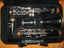 Yamaha YCL-450N Wood Bb: All New Pads plus Vandoren 5RV-Lyre Mouthpiece