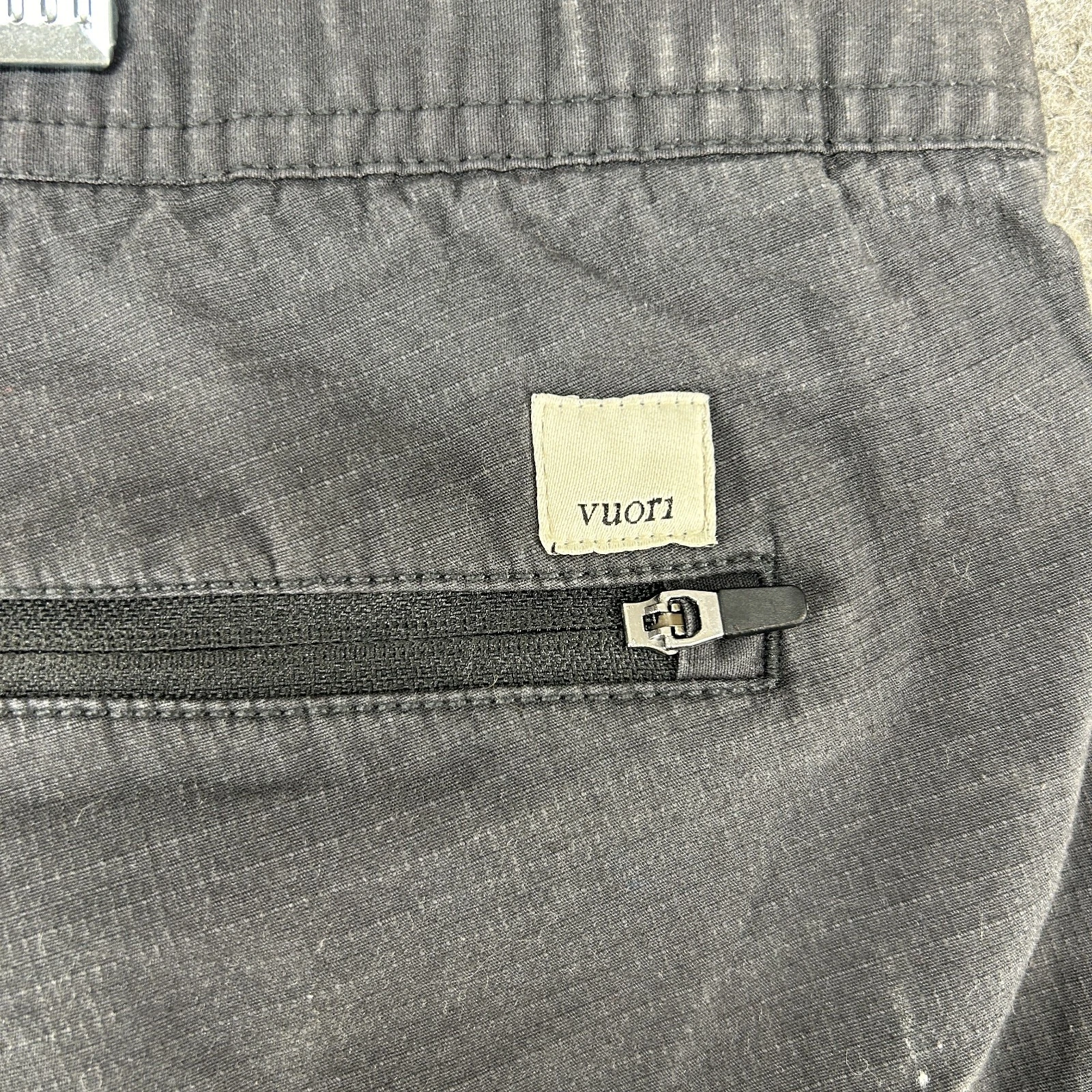 vuori jogger ripstop drawstring cargo pocket climber logo pants