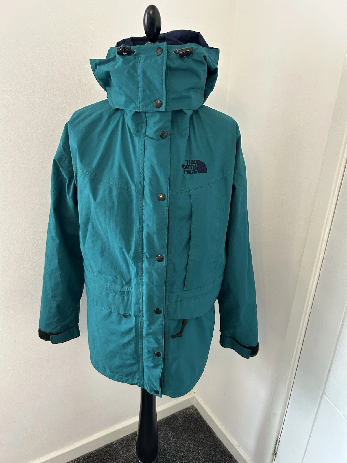 The North Face Stowaway III L Jacket Small S Green GoreTex Hooded Vintage