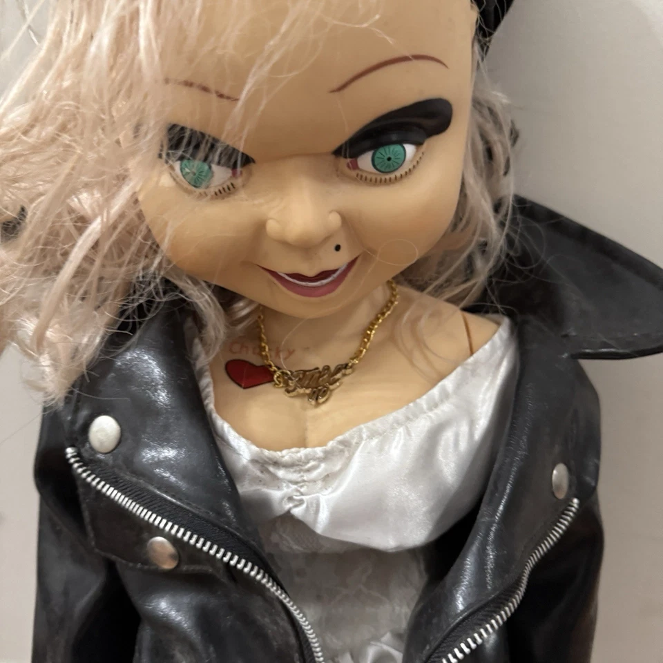 Child’s Play Tiffany Bride Of Chucky Doll 24” chaqueta de terror y botas Foto 2 de 4