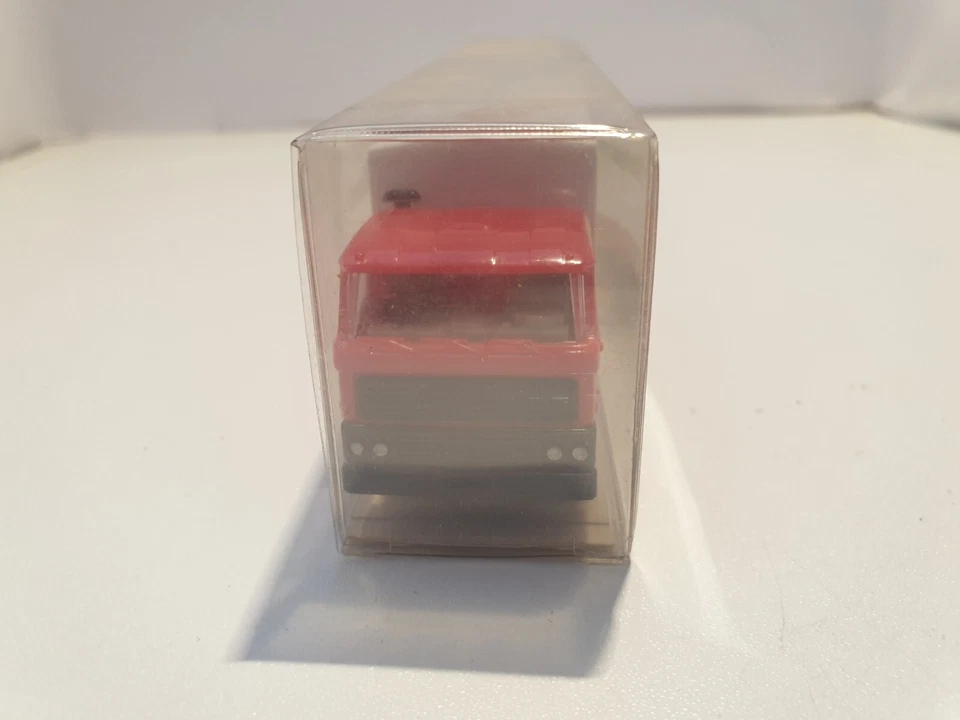 Modellino WIKING 27468 Daf 3300 Martinair Holland treno pianale (HO) 1/87 LN18 - Immagine 3 di 4