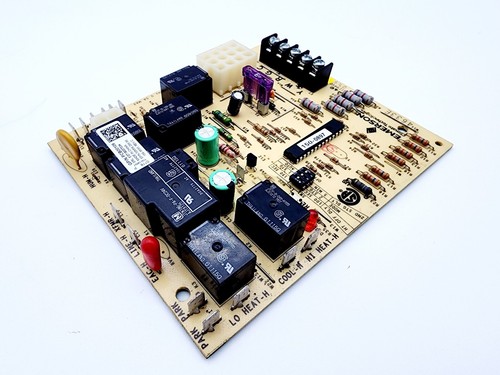 GOODMAN PCB00109 Furnace Control Circuit Board 50M56-289-90 EMERSON 4633E - Picture 7 of 11