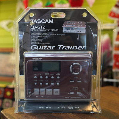 TASCAM CD-GT2 Portable CD Guitar TRAINER ポータブルCD ギター