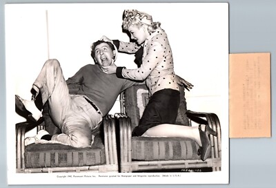 Betty Hutton + Eddie Bracken in Happy Go Lucky (1942)   Paramount Photo K 348