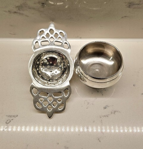 Victorian Style Tea Strainer Silver Plated Double Handle Antique Style Tableware - Picture 9 of 10