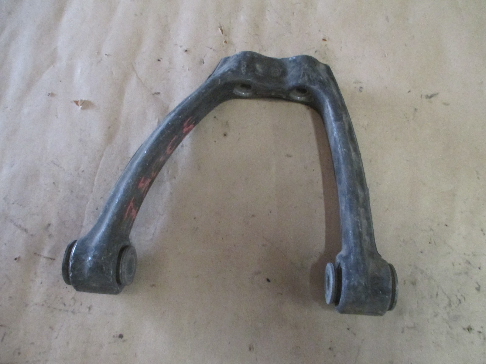 Maserati Coupe, Gransport OEM LH-Front-Upper Suspension Arm # 194367