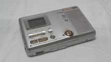 Sony MD Walkman Minidisc Player/Recorder MZ-B10 