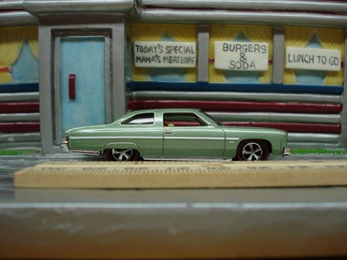 Matchbox '75 Chevy Caprice with great looking Super Custom Redline Conversion - Picture 11 of 11