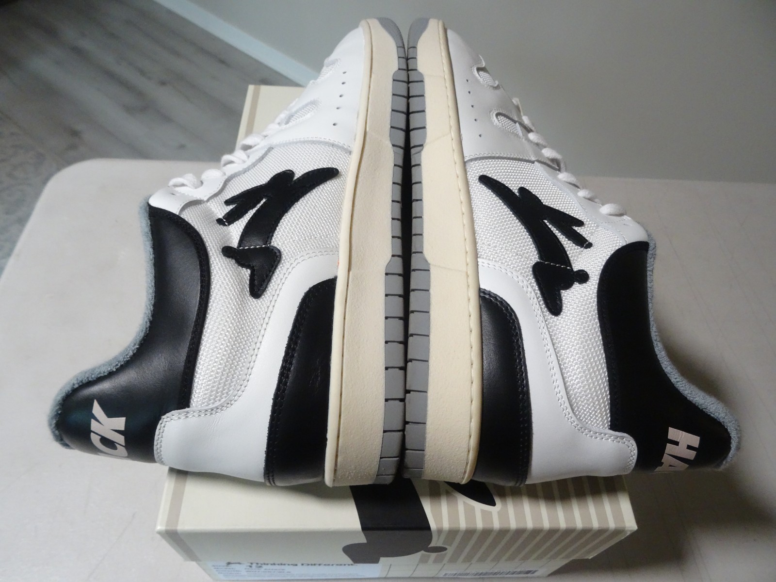 Thinking Different - Hack Attack - White Rabbit /… - image 4