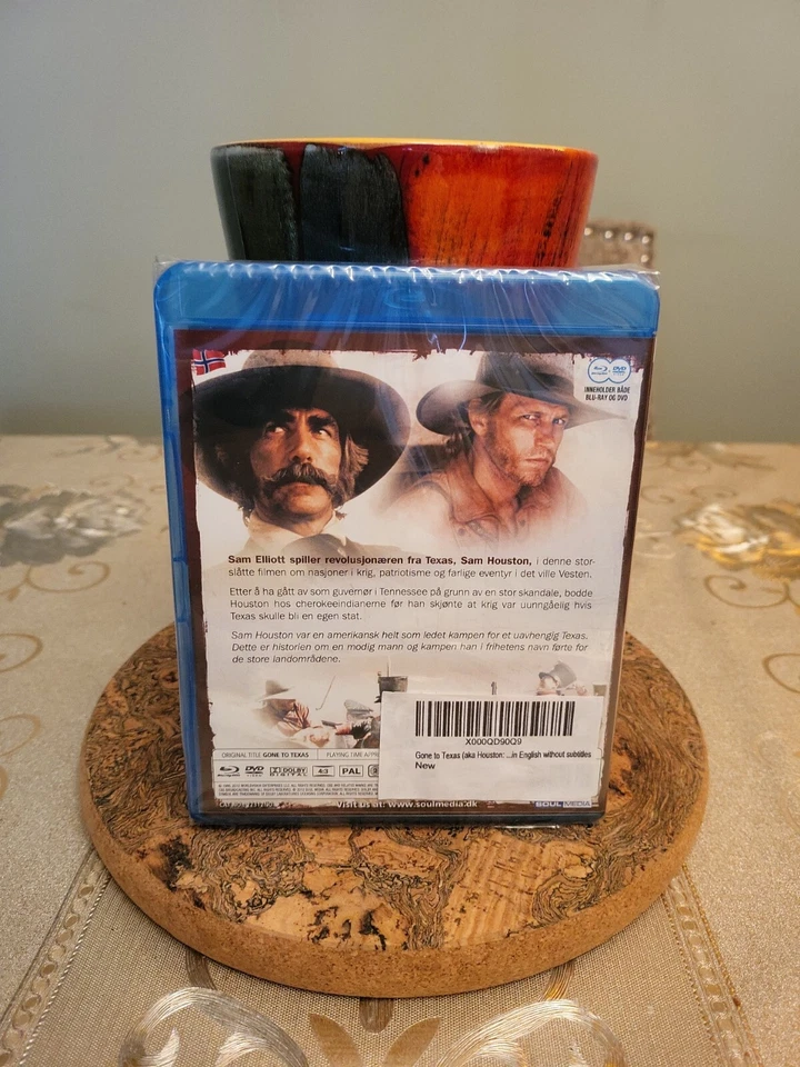 GONE TO TEXAS : BLU-RAY + DVD SAM ELLIOTT REGION UK NEW SEALED FREE POST - Image 2 of 3