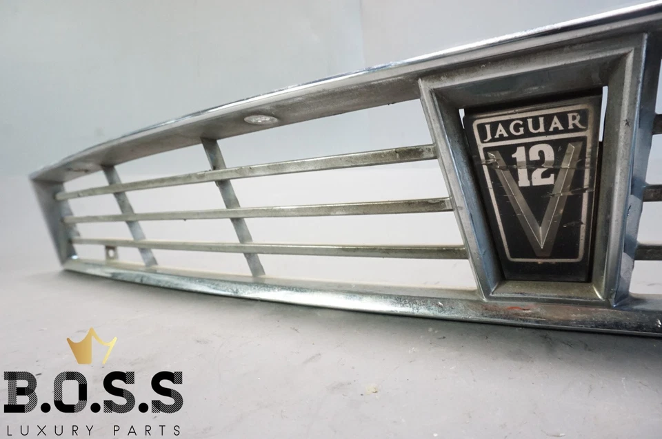 76-80 82-91 Jaguar XJS V12 moldura de parrilla delantera con logotipo de emblema OEM Foto 3 de 4