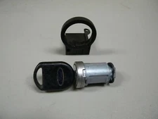 2003 Ford Explorer Factory Ignition key switch 14793 09.49