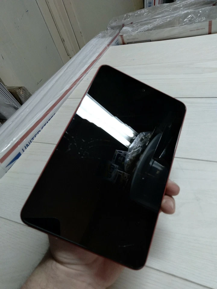 (1) Tablet Dell Android de segunda mano pantalla rota se vende para piezas con cargador Foto 3 de 4