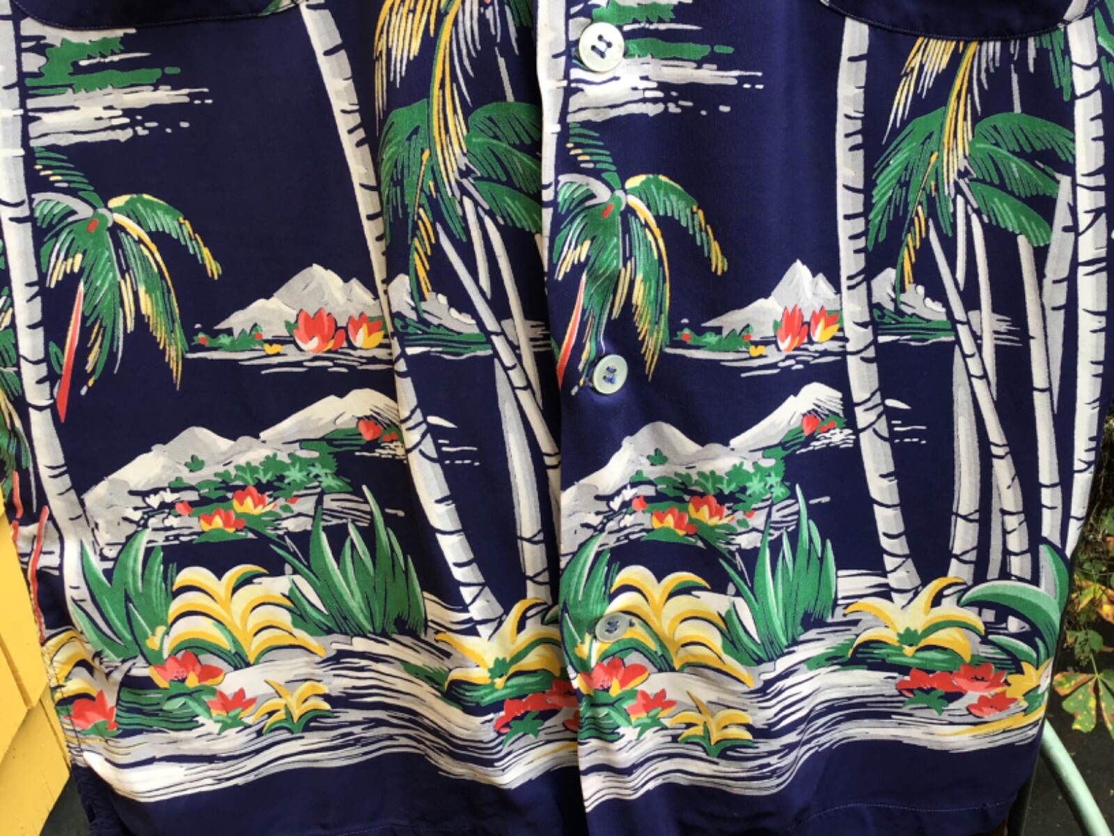 Vintage 1940s Rayon Kahanamoku  Champion From Here to Eternity Hawaiian Shirt image 7