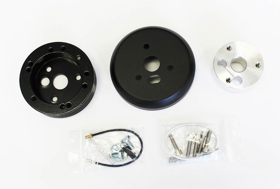 OMIX OE Leather Grip Steering Wheel Kit for 76-95 Jeep CJ & Wrangler YJ