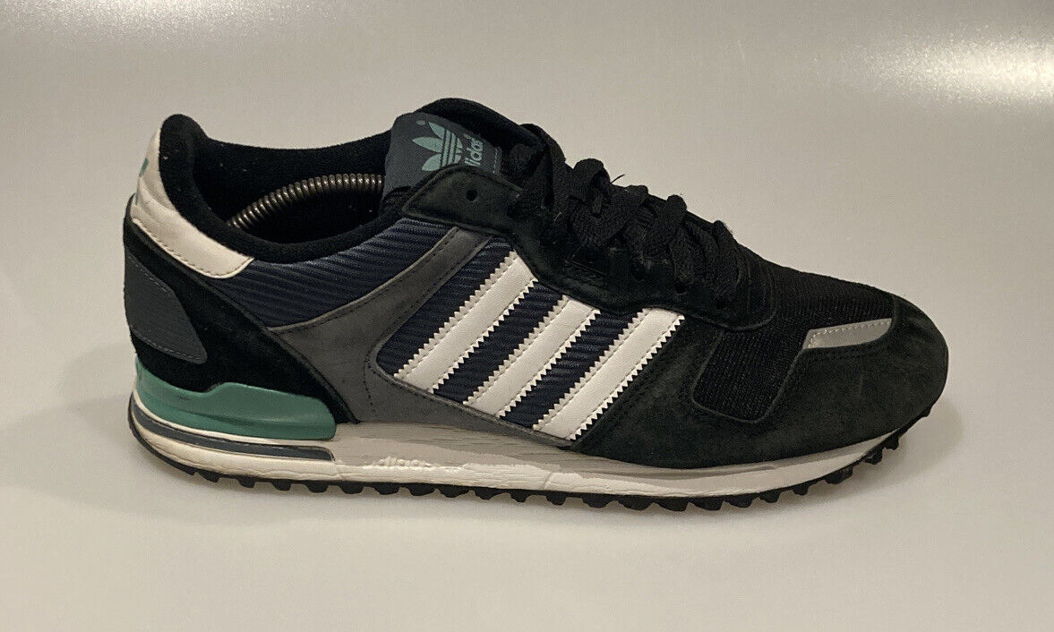 Mens Adidas ZX 700 Black Green Grey Running Trainers UK 9.5 Mens Adidas ZX 700 Black Green Grey Running Trainers UK 9.5