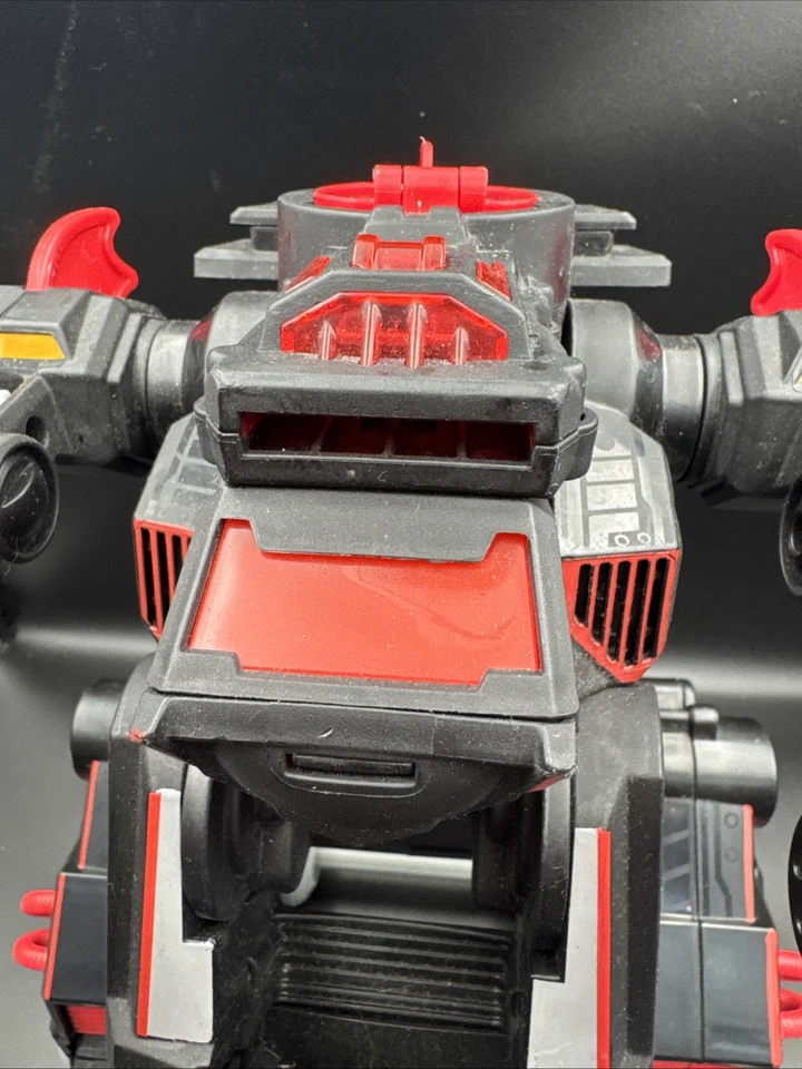 Imaginext DC Super Friend RC Rojo Transformador Batbot Batman Robot Tanque sin control remoto Foto 3 de 4