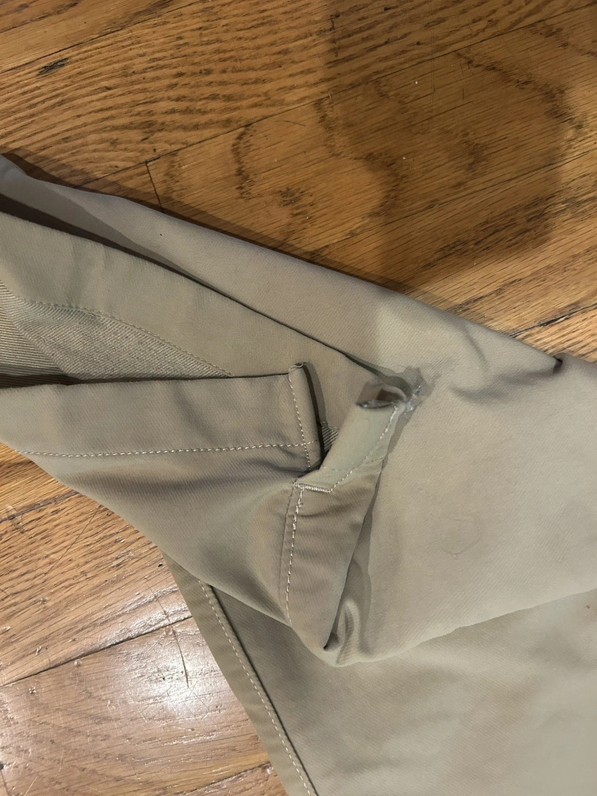 Vineyard Vines Golf Pants Performance Breaker 40x32Sand Nylon Spandex NWT