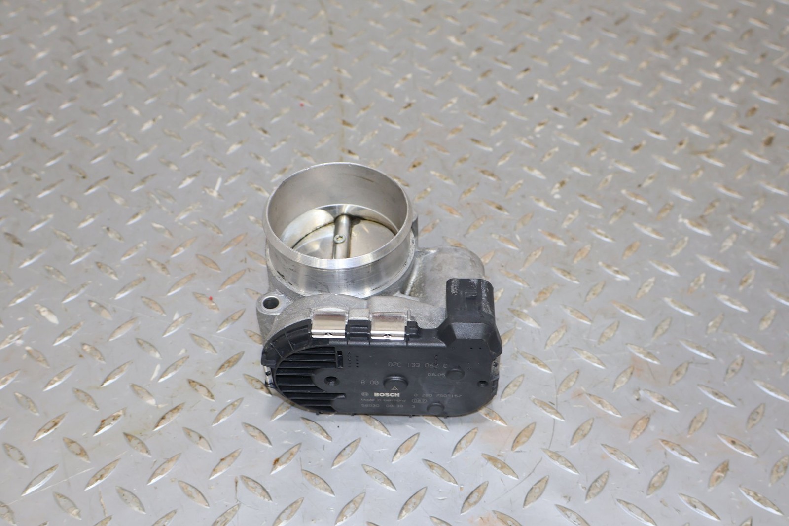 Bentley Flying Spur 2006-2012 Left Throttle body
