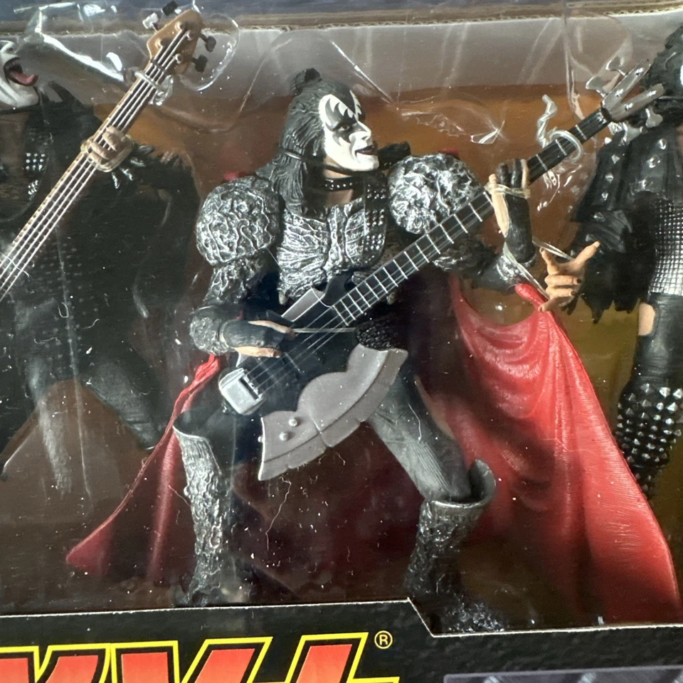 Paquete de 3 figuras súper de escenario Kiss The Demon Gene Simmons McFarlane Toys nuevas selladas Foto 4 de 4