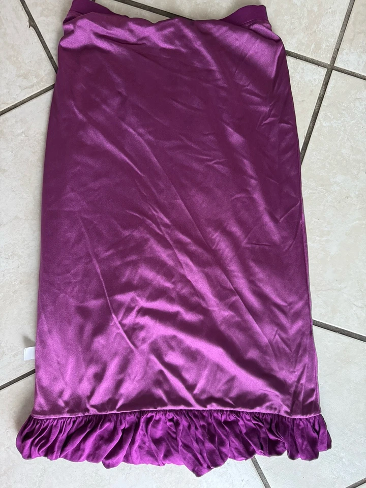 Falda acampanada doble línea morada La Perla lentejuelas acento cintura Foto 3 de 4