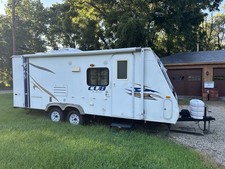 2008 Dutchmen Aerolite Cub Camper Hybrid
