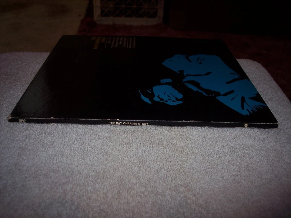 LP--RAY CHARLES--THE RAY CHARLES STORY  **NM VINYL**   #172 - Image 3 of 4