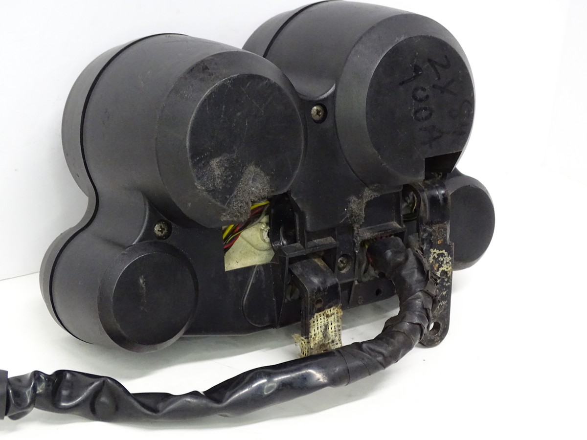 1985 Kawasaki Ninja ZX900 Gauge Cluster Speedometer