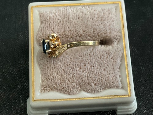 Bague or 14 carats saphir 4 diamants travail ouvert signée JP 2g taille 6 - Photo 5/15