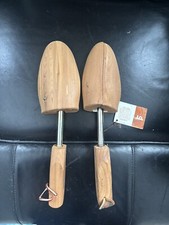VINTAGE NO. 4 SPLIT-TOE WOODEN SHOE KEEPERS ROCHESTER SHOE TREE CO.