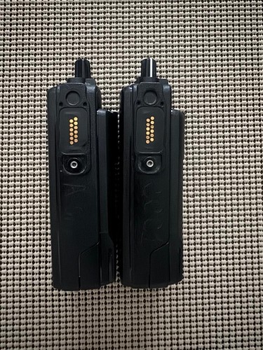 Motorola XPR7550 Przenośne radia UHF Digital Wszystkie akcesoria Głośniki Mikrofony - Zdjęcie 10 z 10