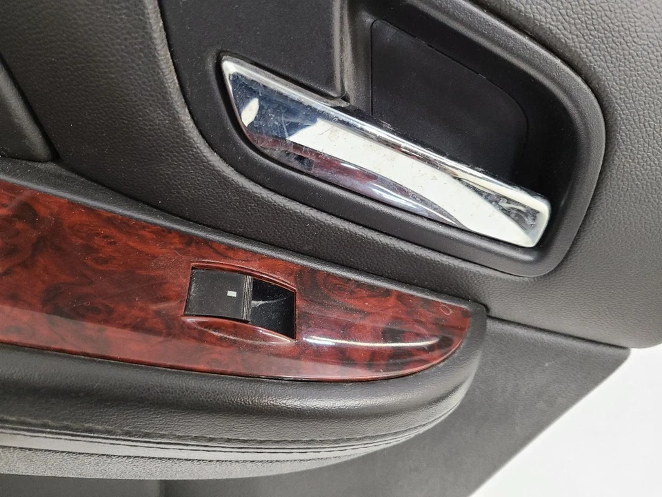 2014 CADILLAC ESCALADE   Door Trim Panel Rear  - Image 2 of 4