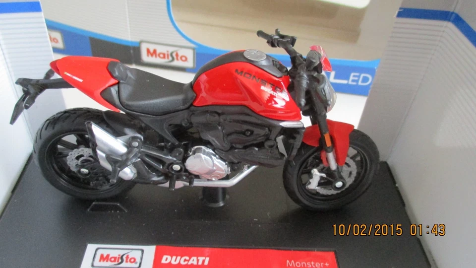 MINIATURE MOTO DUCATI  MONSTER  ROUGE  MAISTO   1/18° - Photo 2/4