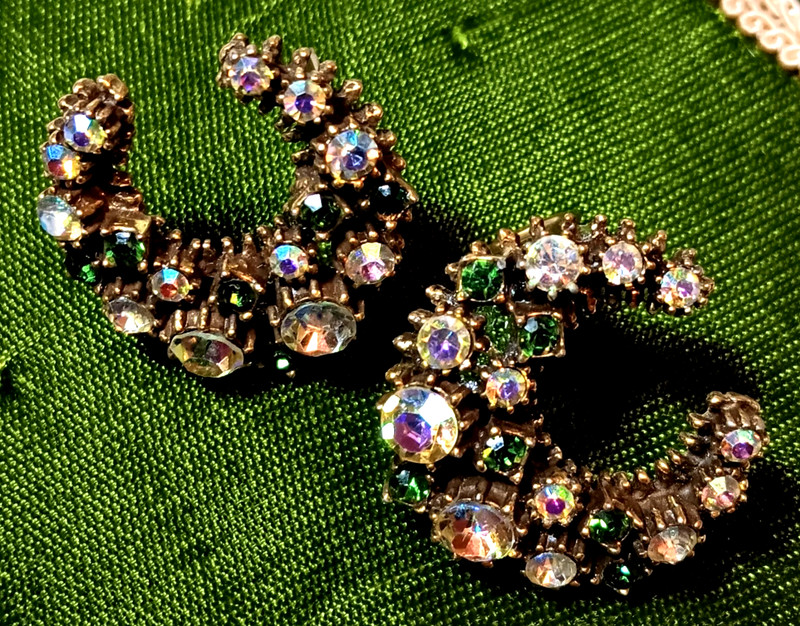 Vtg Florenza? Crescent Moon Shape Gold Tone AB Green Rhinestones Clip Earrings