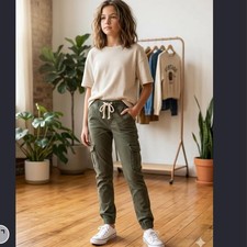 Fashion-nova Girl's Green Joggers