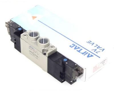 1PCS New AirTAC 7V230C08B050 7V230C-08 DC24V Solenoid Valve Free Ship #tp