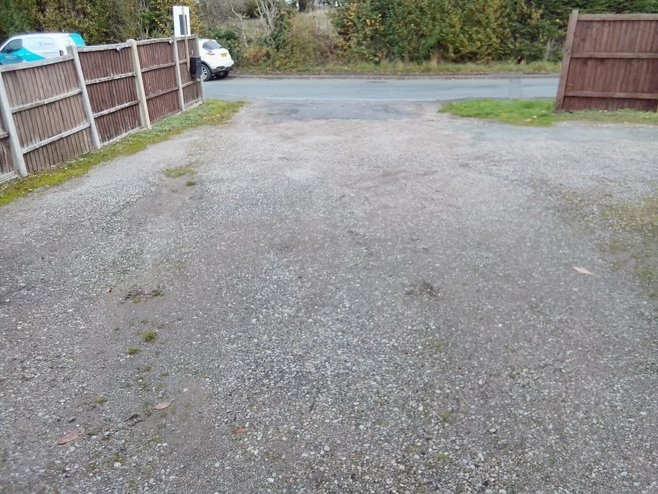 1872 House And Buildings LL145DY CASH SALE ONLY. A Mortgage is not cash ..... - Image 3 of 4