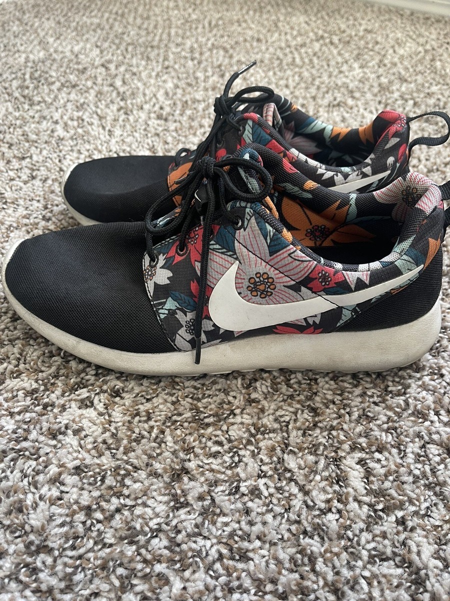 nike roshe floral mens